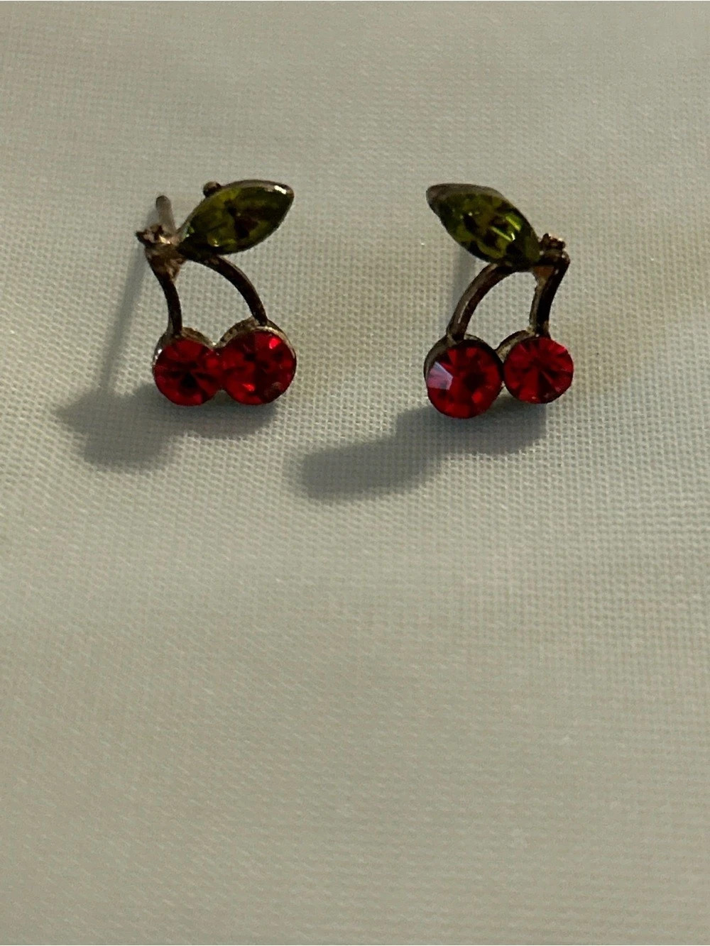Cherry Earrings in Red & Green Like New